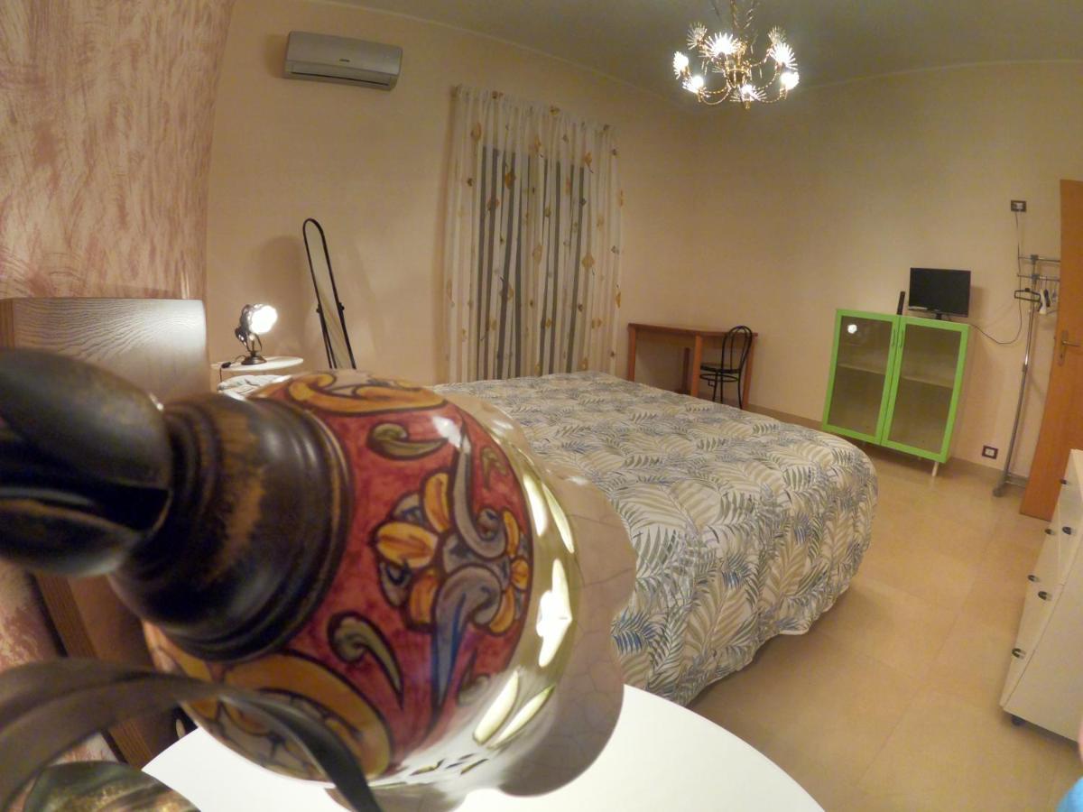 Mamma Loretta' House Otel Biancavilla Dış mekan fotoğraf