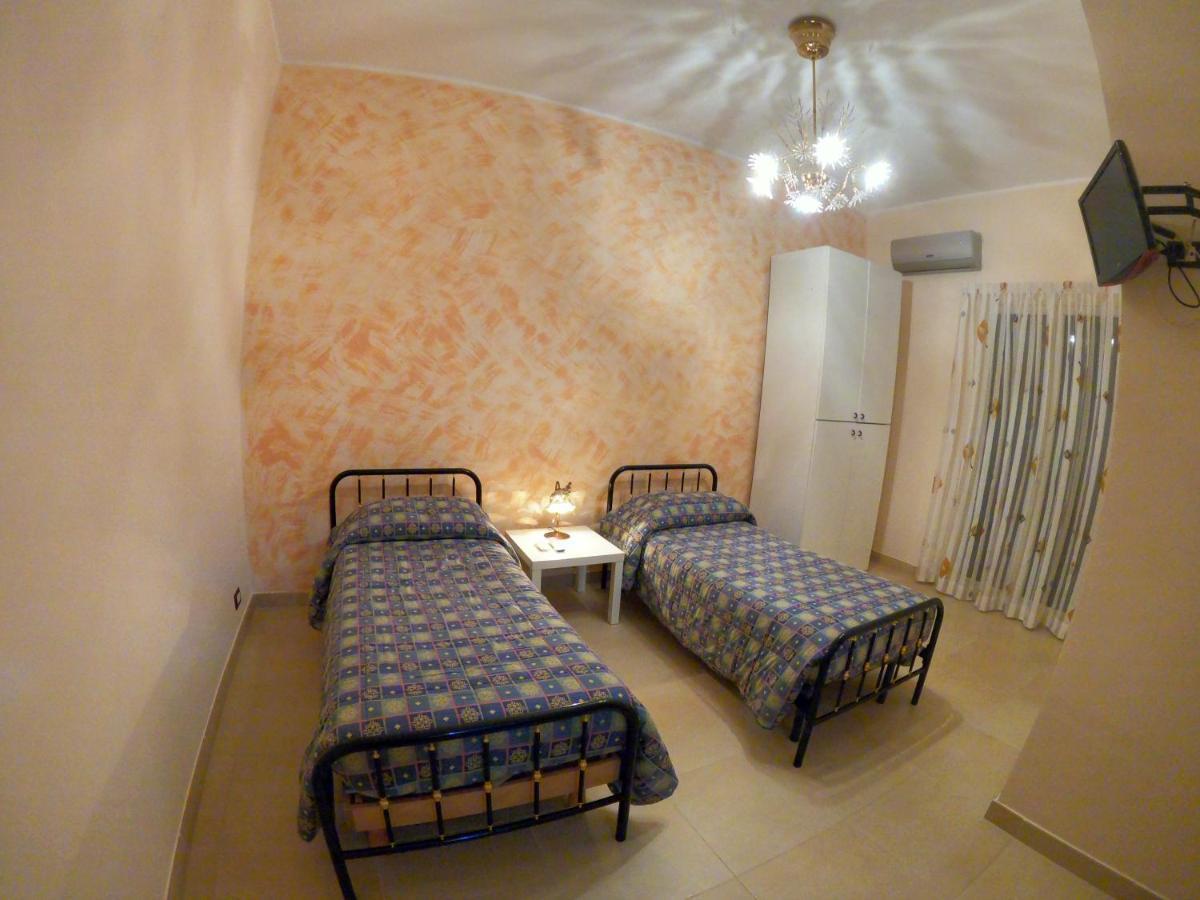 Mamma Loretta' House Otel Biancavilla Dış mekan fotoğraf